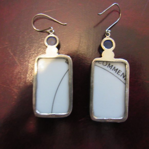 Vintage Porcelain Silver and Blue Stone Cat Earrings - Picture 3 of 4